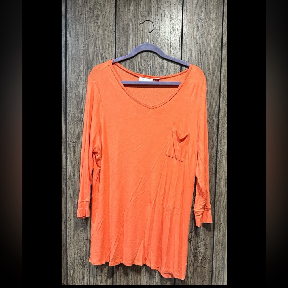 Belle by Kim Gravel Ribbed 3/4-Sleeve V-Neck Top